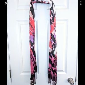 Apt. 9 Scarf